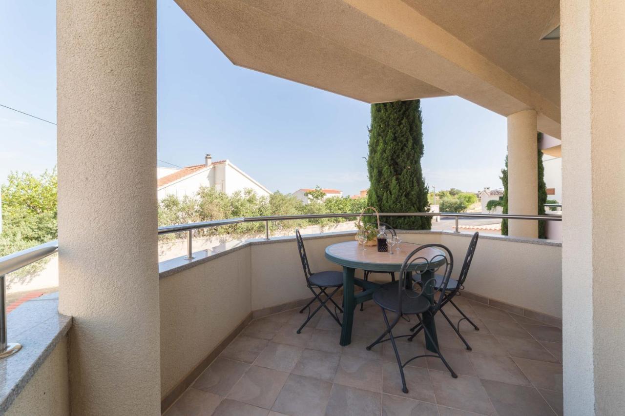 Apartments Lovas Vodice Exterior foto